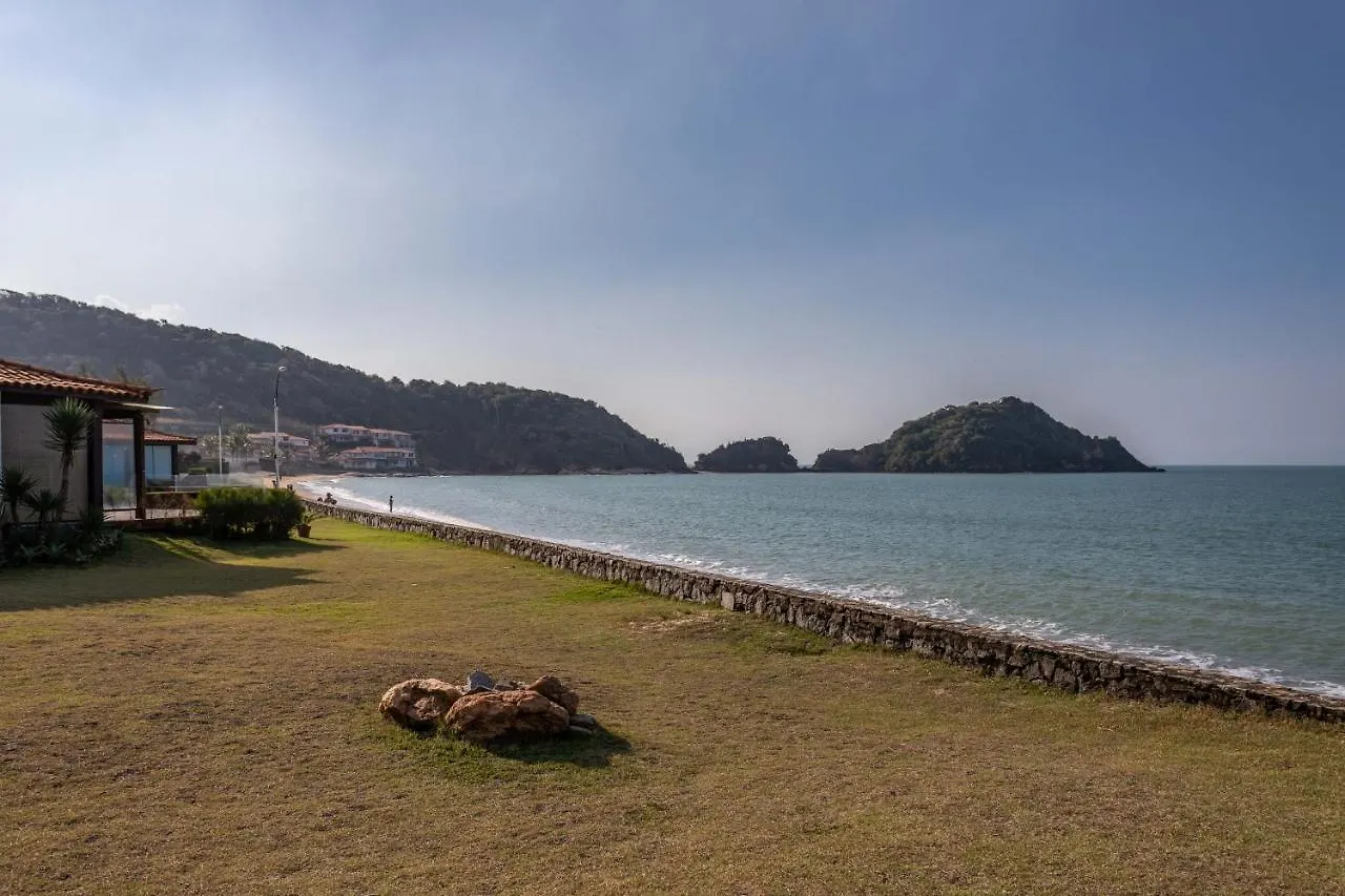 Tatil Evi Condominio Buzios Resort - Pe Na Areia - Casa 3 Suites Brezilya